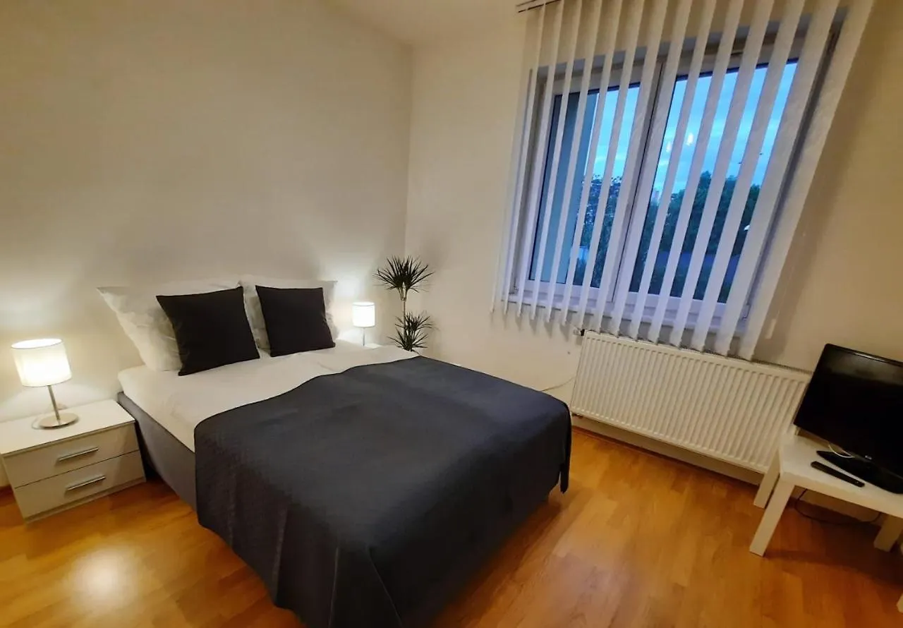 Apartment Prague-2 Rooms Free Parking
