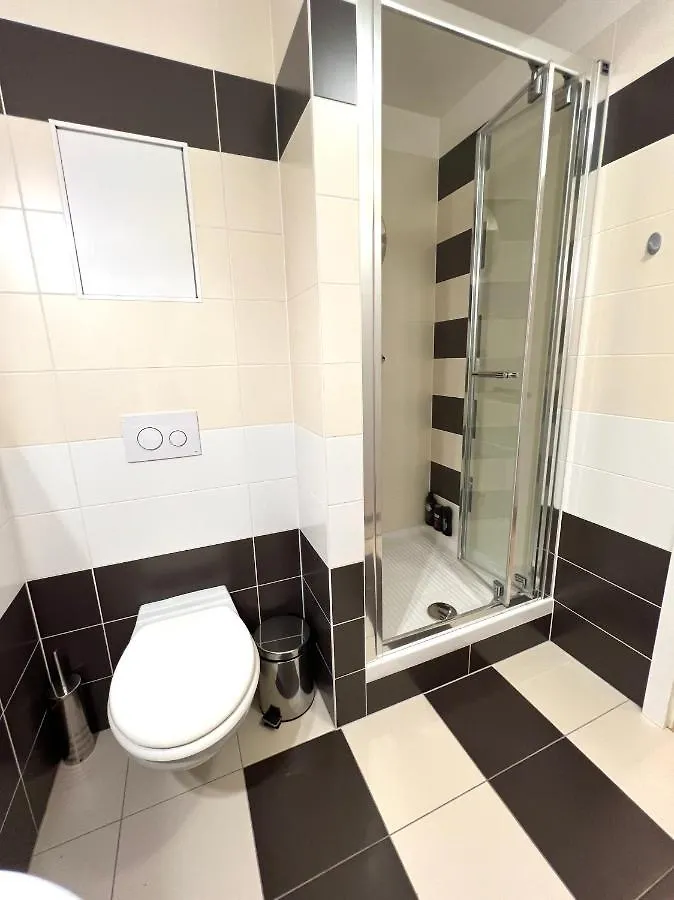 Apartment Prague-2 Rooms Free Parking