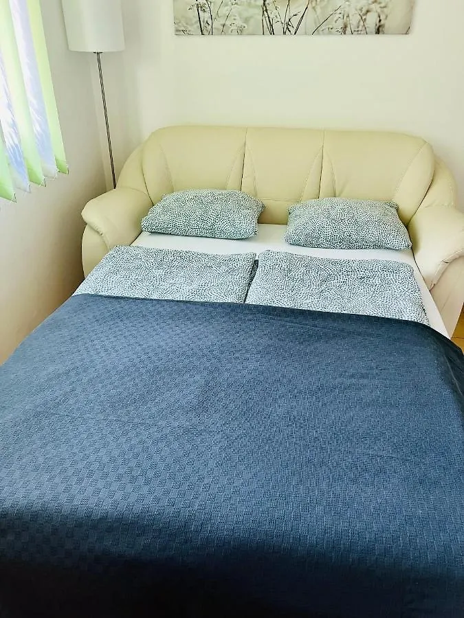 Apartment Prague-2 Rooms Free Parking 0*, Prague Czech Republic